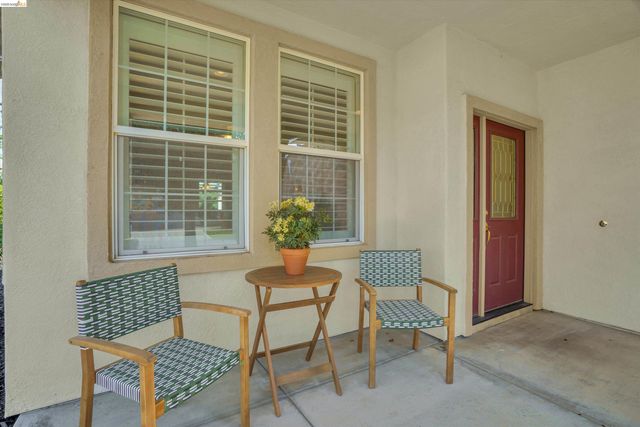 1711 Kent Dr, Brentwood, CA 94513