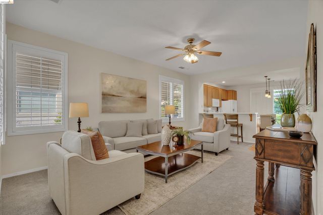 1711 Kent Dr, Brentwood, CA 94513