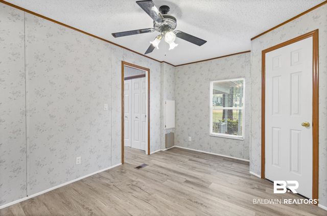 8675 N HUNTERS POINTE Drive, Theodore, AL 36582