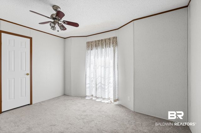 8675 N HUNTERS POINTE Drive, Theodore, AL 36582