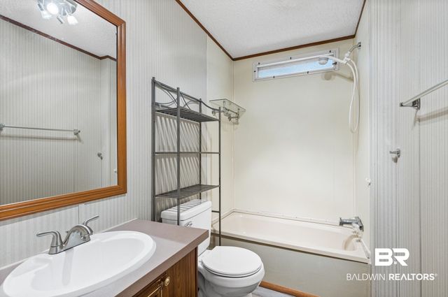 8675 N HUNTERS POINTE Drive, Theodore, AL 36582