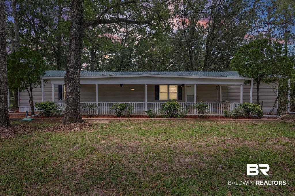 8675 N HUNTERS POINTE Drive, Theodore, AL 36582