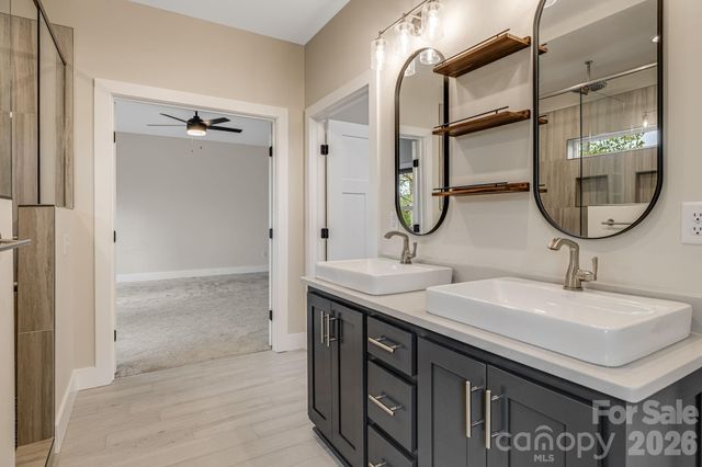 17 Baxter Woods Lane, Candler, NC 28715
