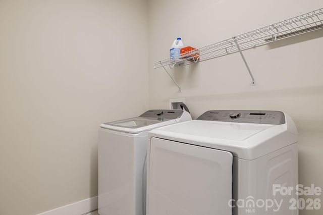 17 Baxter Woods Lane, Candler, NC 28715