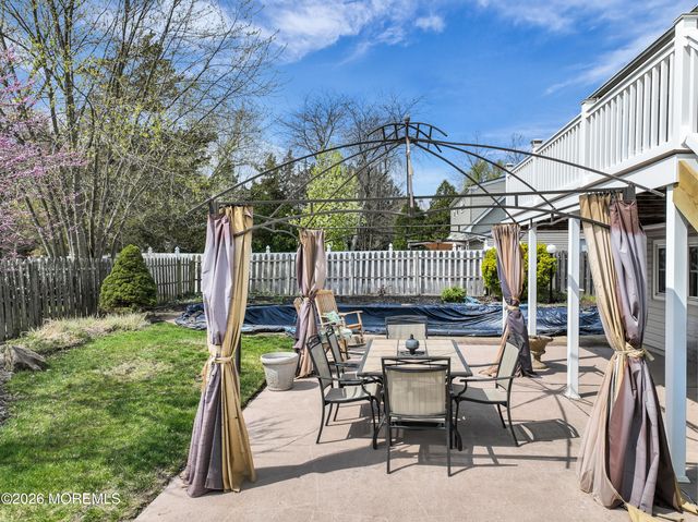 41 W Connecticut Concourse, Jackson, NJ 08527