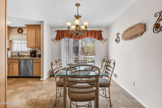 41 W Connecticut Concourse, Jackson, NJ 08527