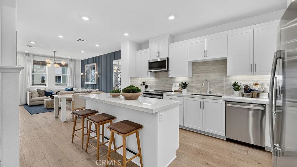 500 Park Drive 114, Carson, CA 90745 — exterior