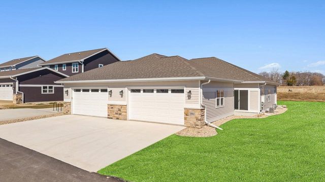 2866 Wild Goose Way, Stoughton, WI 53589