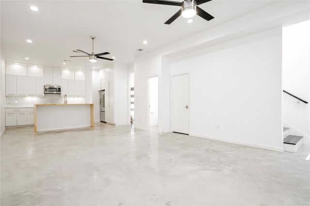 5107 N Hall Street, Dallas, TX 75235