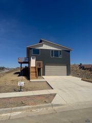 4200 PATRICIA ST, Rapid City, SD 57703