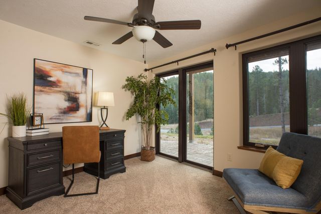 11132 BOGEY CIR, Lead, SD 57747