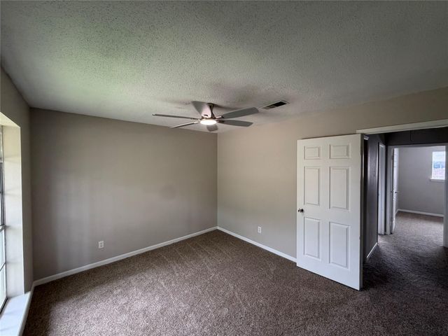 1524 Poplar Cove Street, La Porte, TX 77571