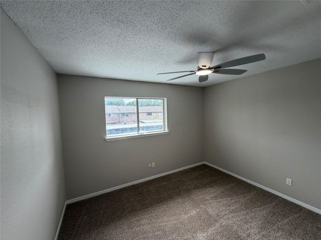 1524 Poplar Cove Street, La Porte, TX 77571