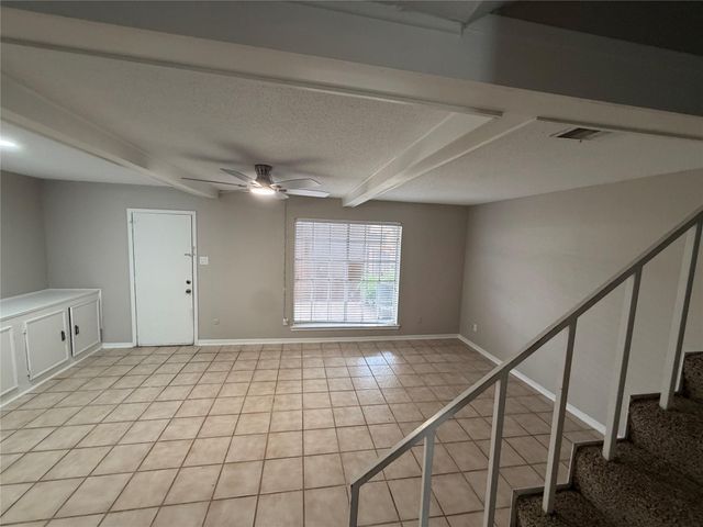 1524 Poplar Cove Street, La Porte, TX 77571