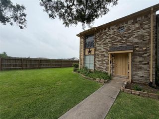 1524 Poplar Cove Street, La Porte, TX 77571