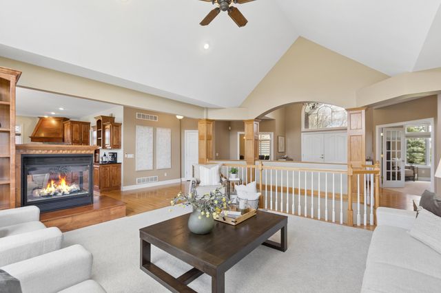 4700 Covey Trail, Medina, MN 55340