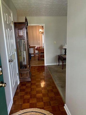 253 Applegrove Drive, Nicholasville, KY 40356