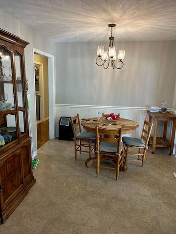 253 Applegrove Drive, Nicholasville, KY 40356