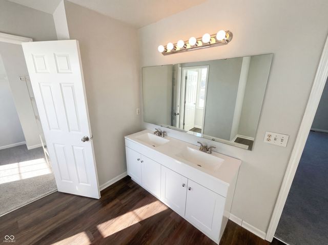 10142 Sandcherry Lane, Indianapolis, IN 46236