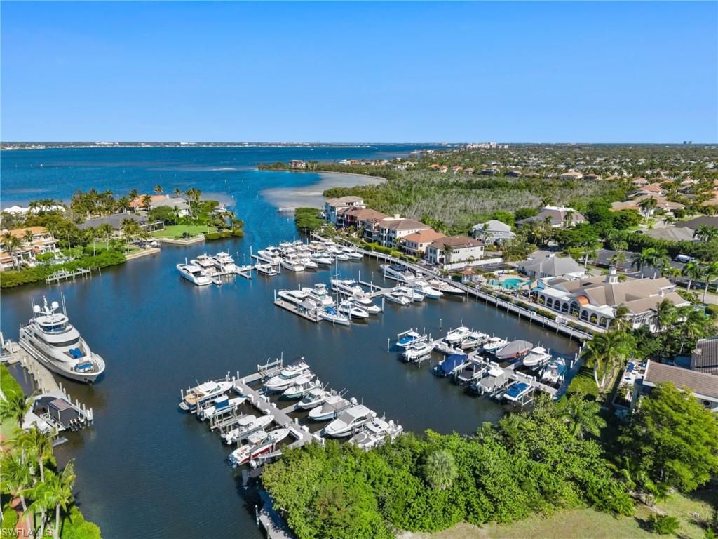 97' BOAT SLIP A21 St. Charles Yacht Club, FORT MYERS, FL 33908 — photo 4