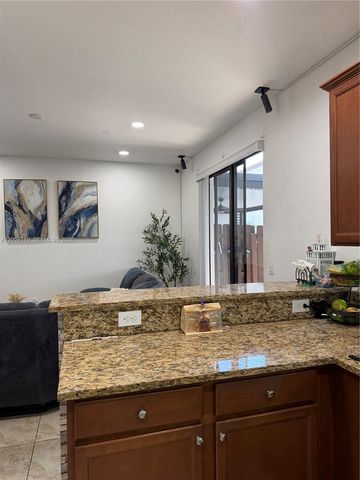 11302 NW 88th Terrace 11302, Doral, FL 33178