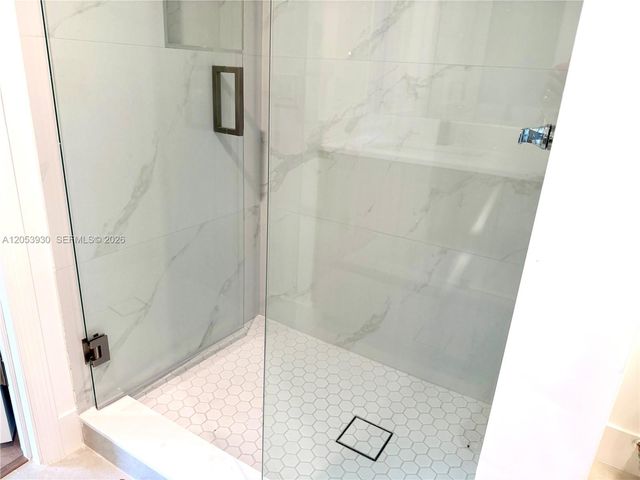 2601 N 40th Avenue A9, Hollywood, FL 33021