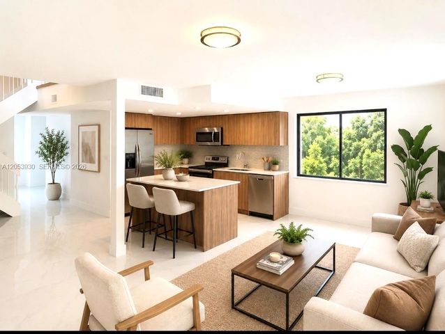 2601 N 40th Avenue A9, Hollywood, FL 33021