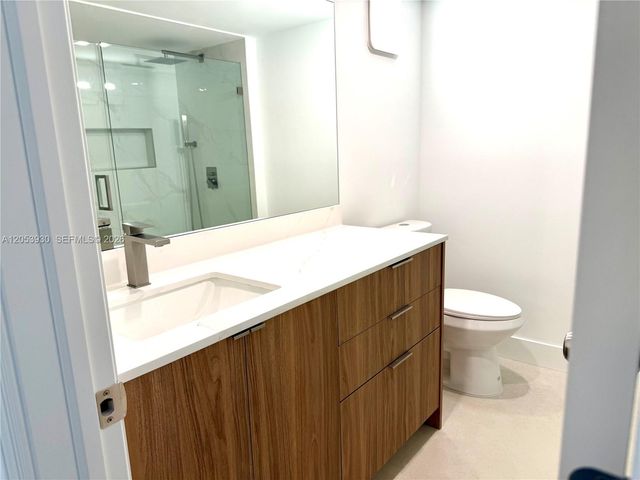 2601 N 40th Avenue A9, Hollywood, FL 33021