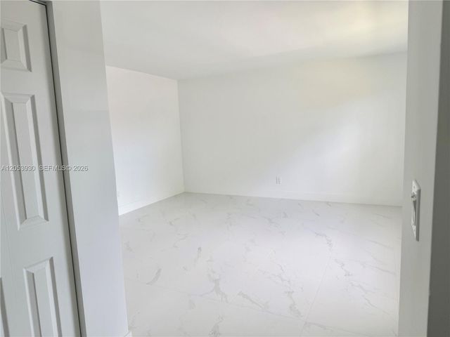 2601 N 40th Avenue A9, Hollywood, FL 33021