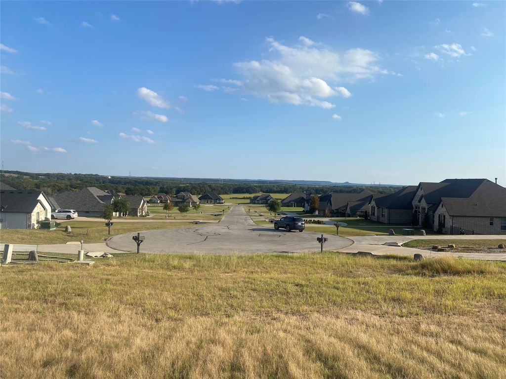 725 Coastal Meadows Court, Granbury, TX 76049