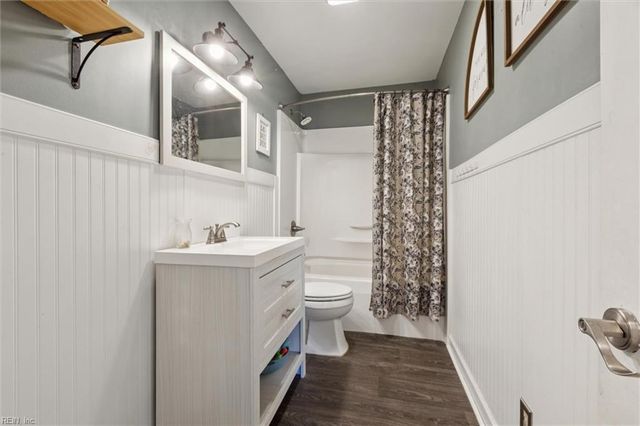 702 Sedgefield DR, Newport News, VA 23605