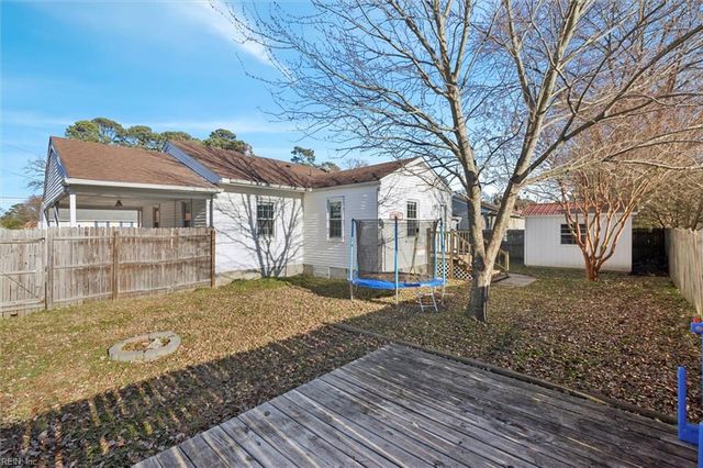 702 Sedgefield DR, Newport News, VA 23605