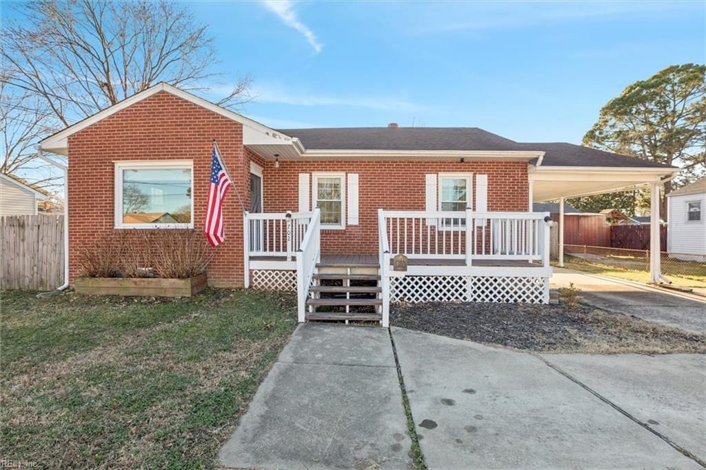 702 Sedgefield DR, Newport News, VA 23605