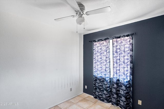 21701 W GRIFFIN Avenue, Wittmann, AZ 85361