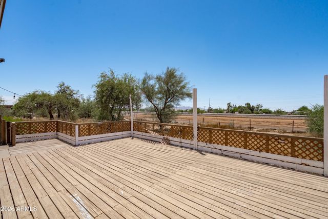 21701 W GRIFFIN Avenue, Wittmann, AZ 85361