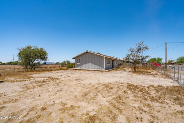21701 W GRIFFIN Avenue, Wittmann, AZ 85361