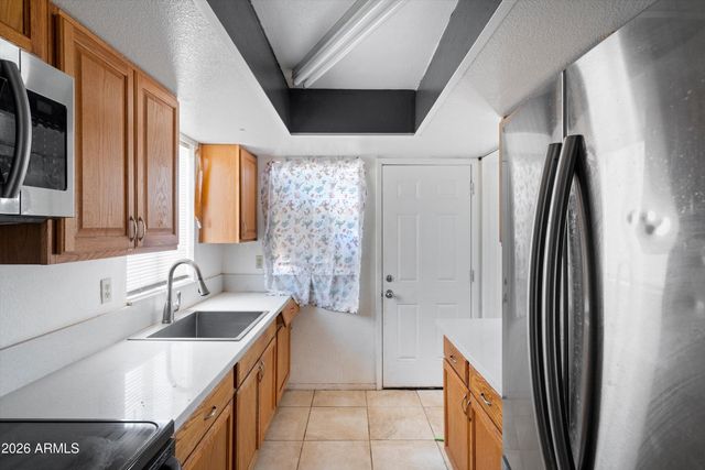 21701 W GRIFFIN Avenue, Wittmann, AZ 85361