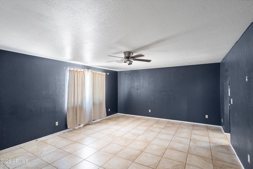 21701 W GRIFFIN Avenue, Wittmann, AZ 85361 — photo 4