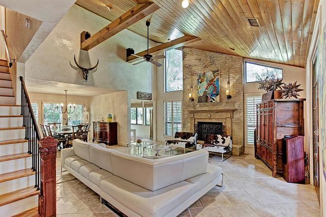 2607 Crossvine Circle, The Woodlands, TX 77380