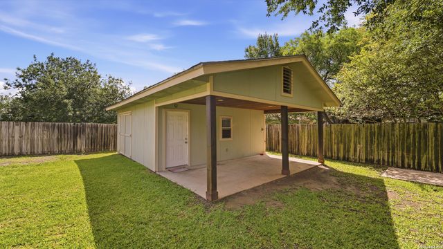1609 Heather, New Braunfels, TX 78130