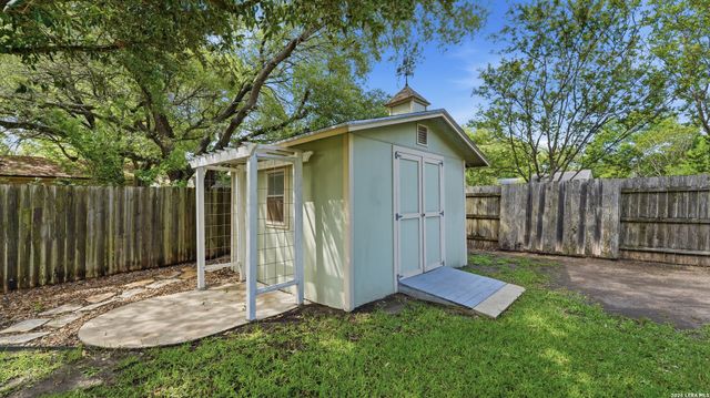 1609 Heather, New Braunfels, TX 78130
