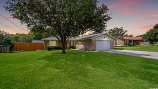 1609 Heather, New Braunfels, TX 78130