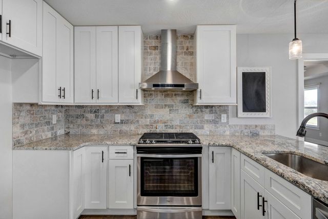 4655 E Palma Court, Ozark, MO 65721