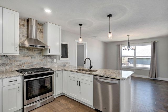 4655 E Palma Court, Ozark, MO 65721