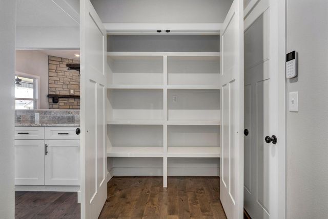 4655 E Palma Court, Ozark, MO 65721