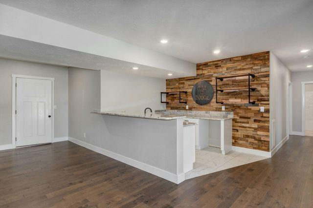 4655 E Palma Court, Ozark, MO 65721