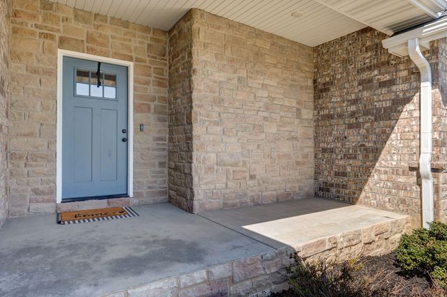 4655 E Palma Court, Ozark, MO 65721