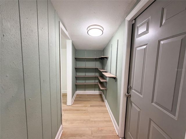 2905 E CHELSEA STREET, Tampa, FL 33610