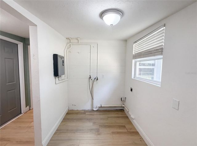 2905 E CHELSEA STREET, Tampa, FL 33610