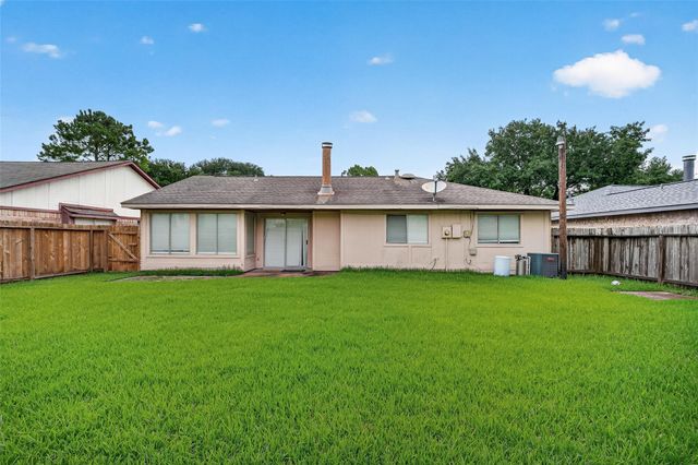 3010 Becket Street, Pearland, TX 77584